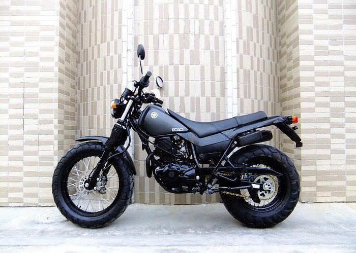 雅马哈tw225摩托车雅马哈越野摩托车